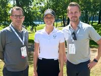 Hamburg trifft Hamburg beim Solheim Cup in den USA: Christian Szczensny (l.) und Hendrik Finger mit Esther Henseleit, der einzigen deutschen Proette im Team Europe mit Heimatclub „Hamburger GC – Falkenstein“. Foto: Eventhub